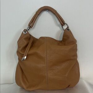 Innuè Leather Tan Hobo Handbag